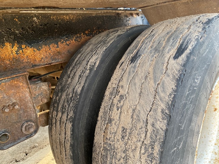 1980-trailmobile-tanker-image-16