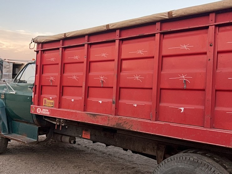 1975-chevrolet-c60-image-53