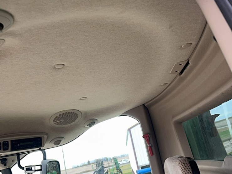 2014-john-deere-s680-image-121