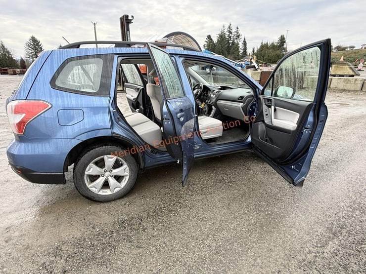 2015-subaru-forester-image-34