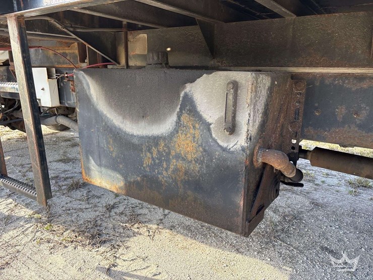 2003-international-durastar-4300-image-29