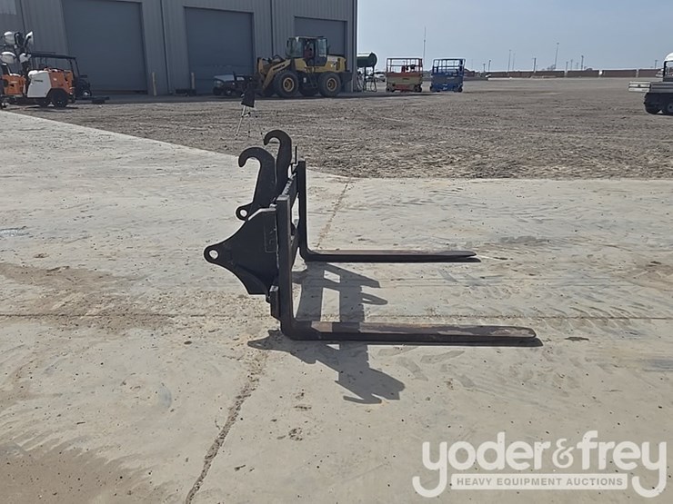 forks-to-suit-john-deere-310-k-ep-image-6