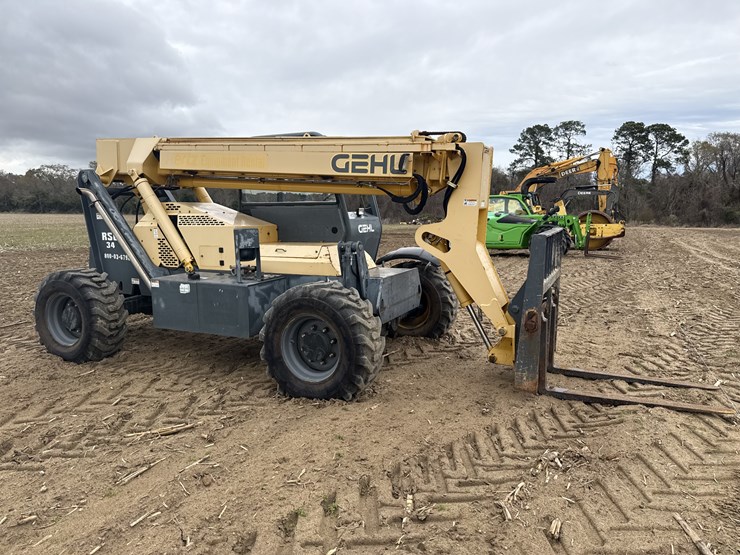 2017-gehl-rs6-34-image-2