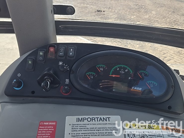 2022-case-590sn-image-75