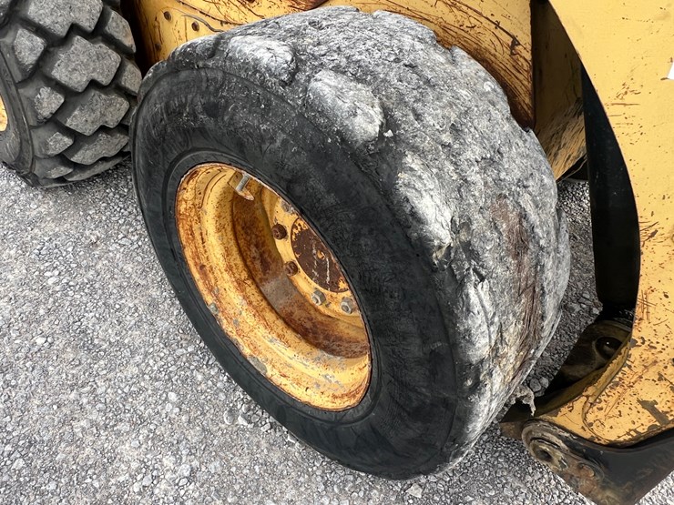 caterpillar-248-image-6