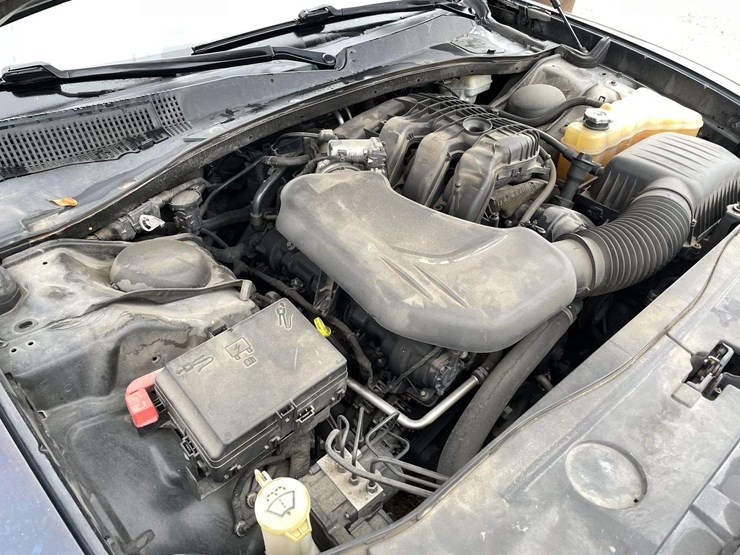 2012-dodge-charger-4-door-sedan-(217,933-miles)-image-8