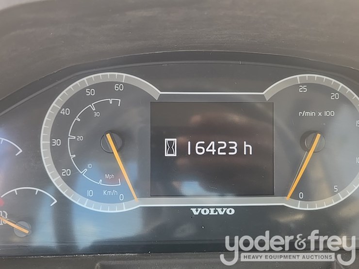 2014-volvo-l150h-image-109