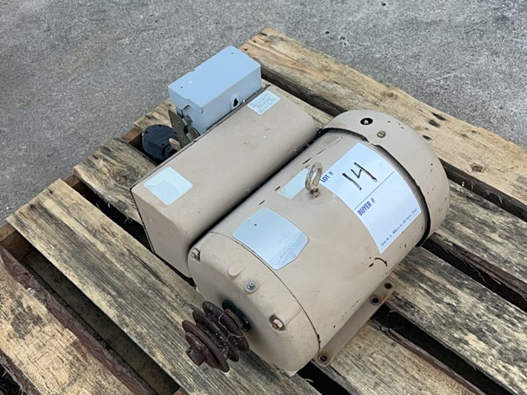 very-good-baldor-7.5-hp-220-single-phase-electric-motor-with-self-contained-on-off-switch-image-14