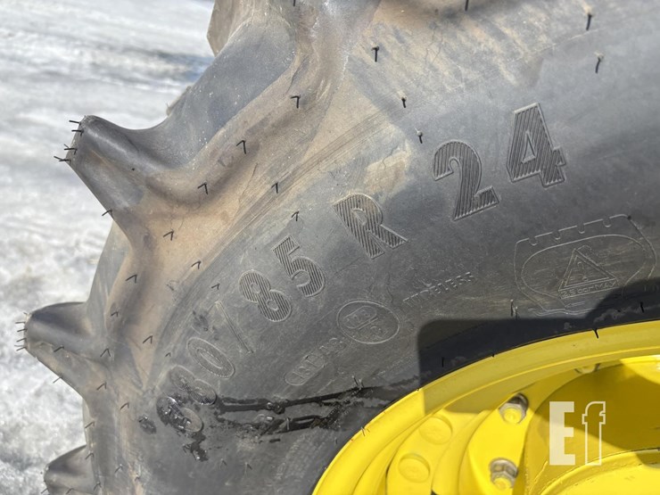 2011-john-deere-7130-image-6