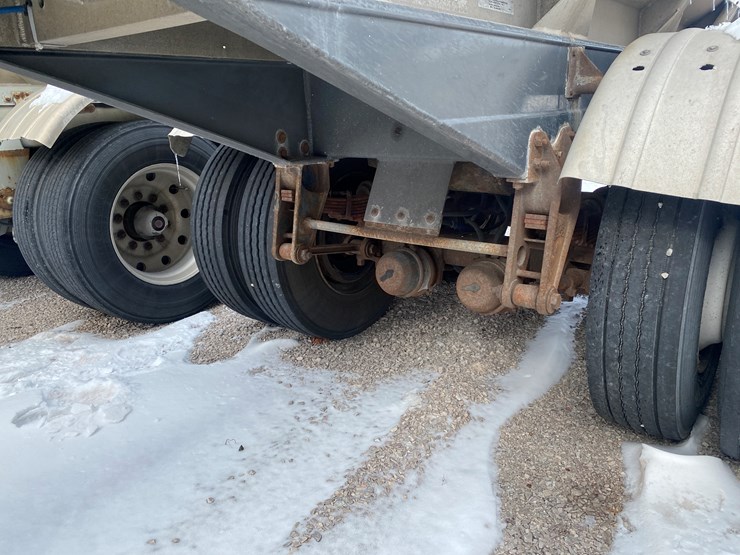 1990-walker-tanker-image-21