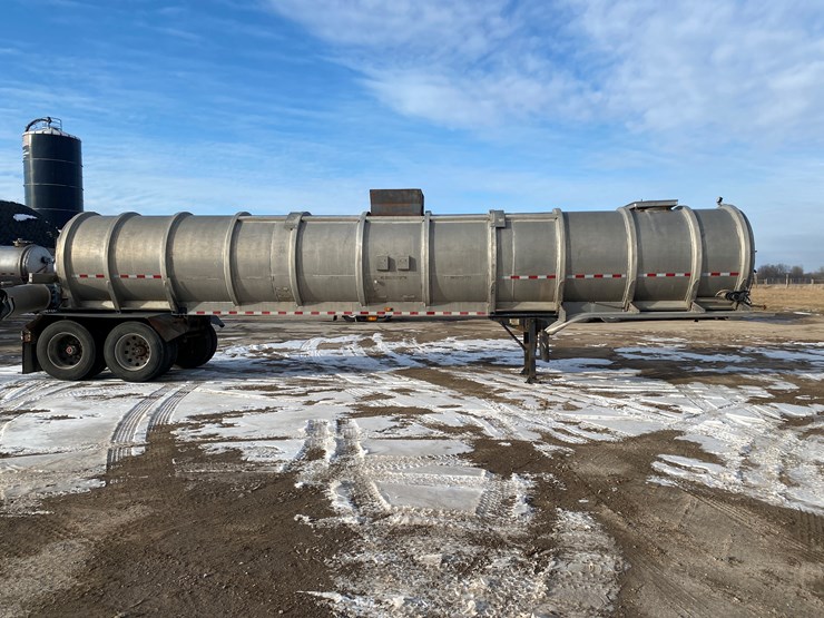 1980-trailmobile-tanker-image-5