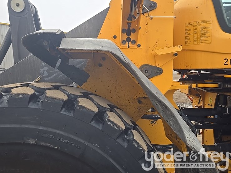 2017-volvo-l110h-image-68