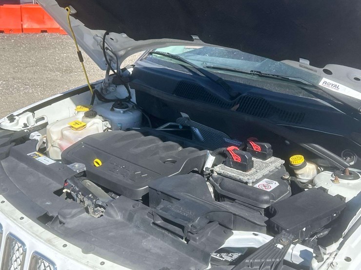 2016-jeep-compass-image-7