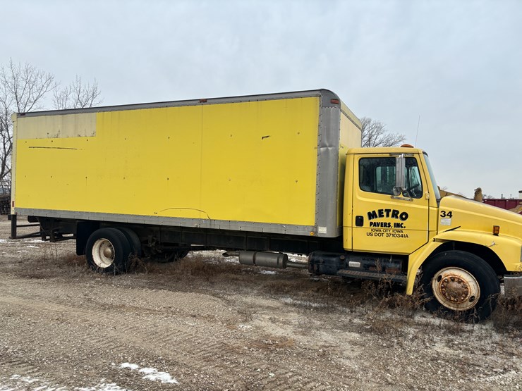 #2269-•-1992-freightliner-box-truck-image-4