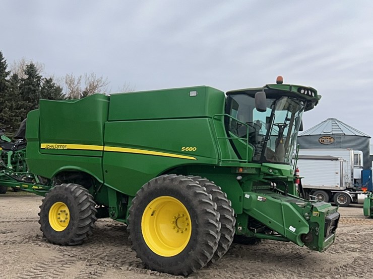 2014-john-deere-s680-image-92