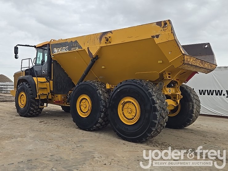 2019-deere-460e-image-3