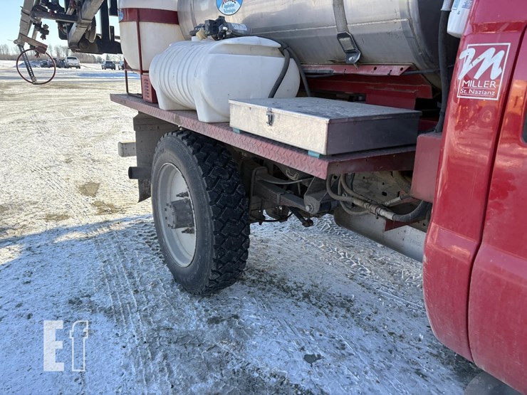 2006-ford-f550-image-5