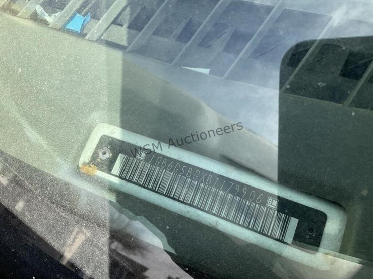 2011-chevrolet-express-4500-image-14