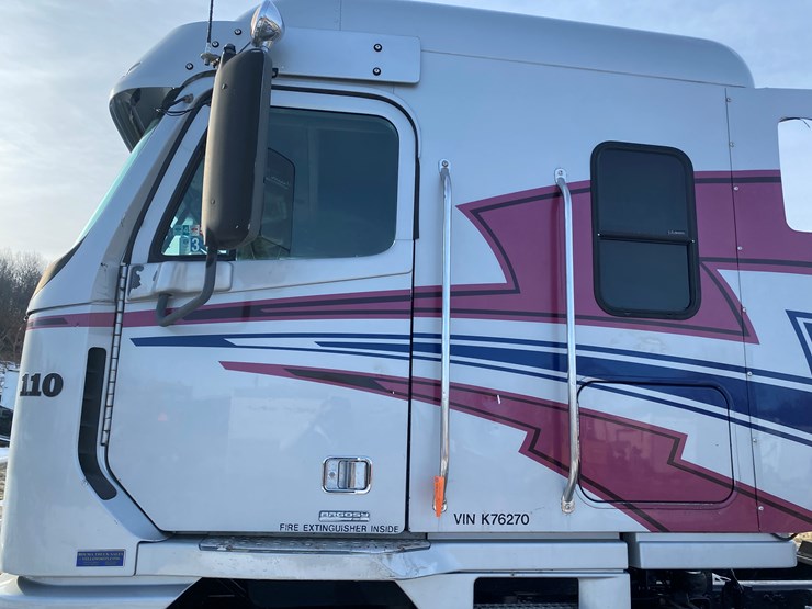 2003-freightliner-argosy-image-12