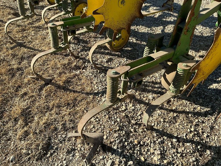 john-deere-825-image-7