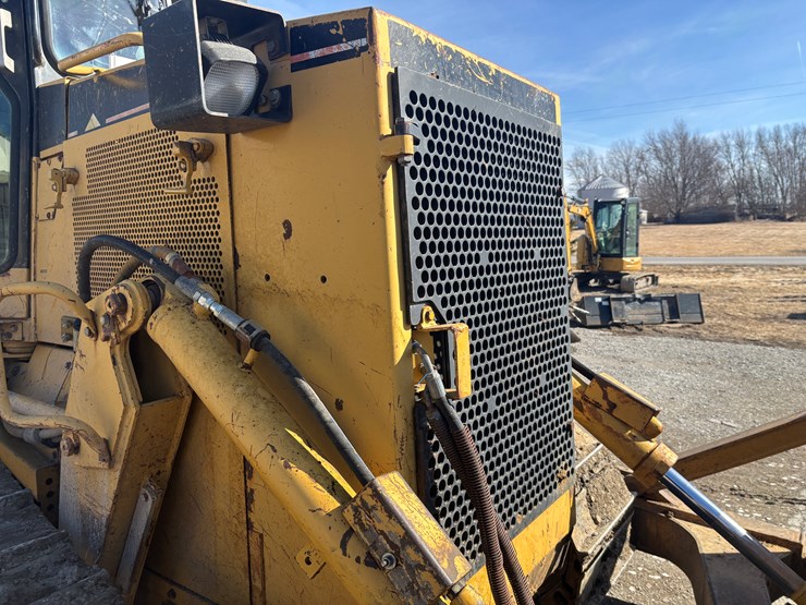 caterpillar-d6m-image-20