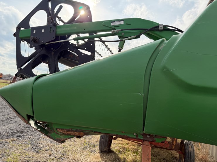 john-deere-630d-image-25