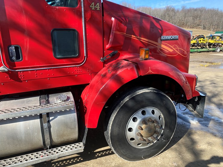 2006-kenworth-t800-image-31