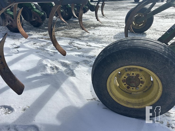 john-deere-714-image-4