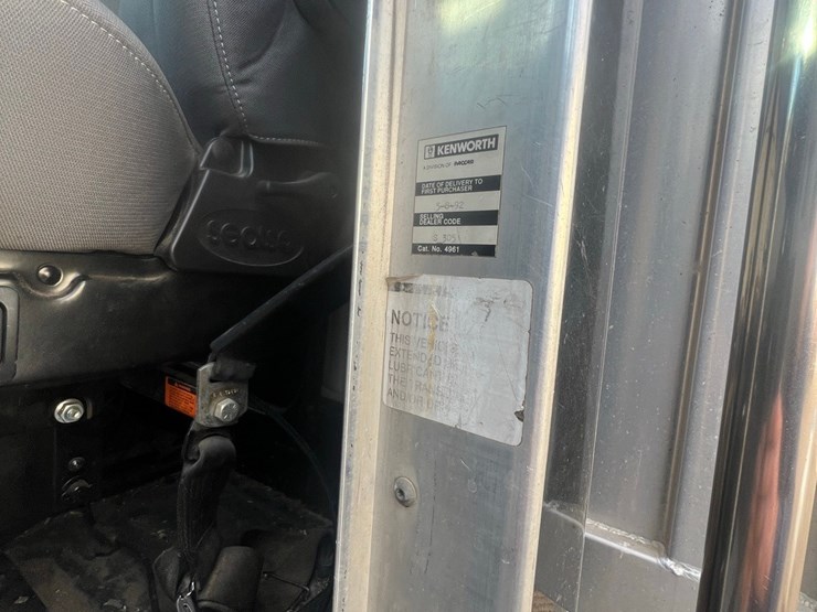 1992-kenworth-t800-image-38