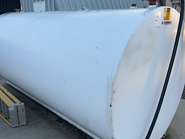 2000-gallon-fuel-tank-with-fill-rite-heavy-duty-high-output-pump-image-26