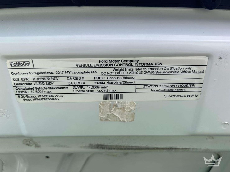 2014-ford-cargo-image-10