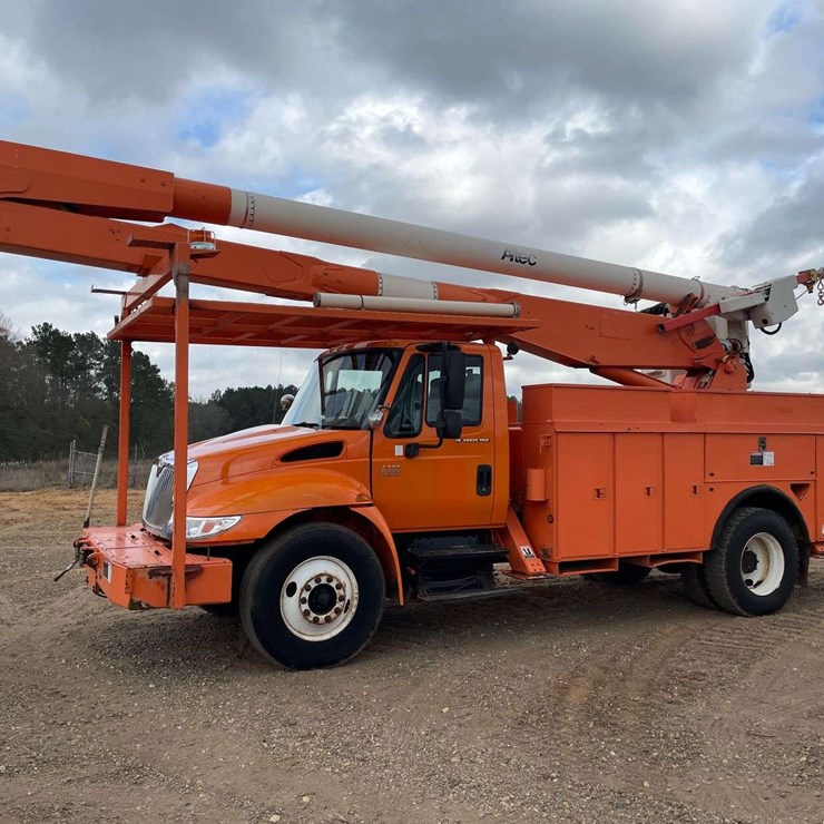 2003 INTERNATIONAL DURASTAR 4300