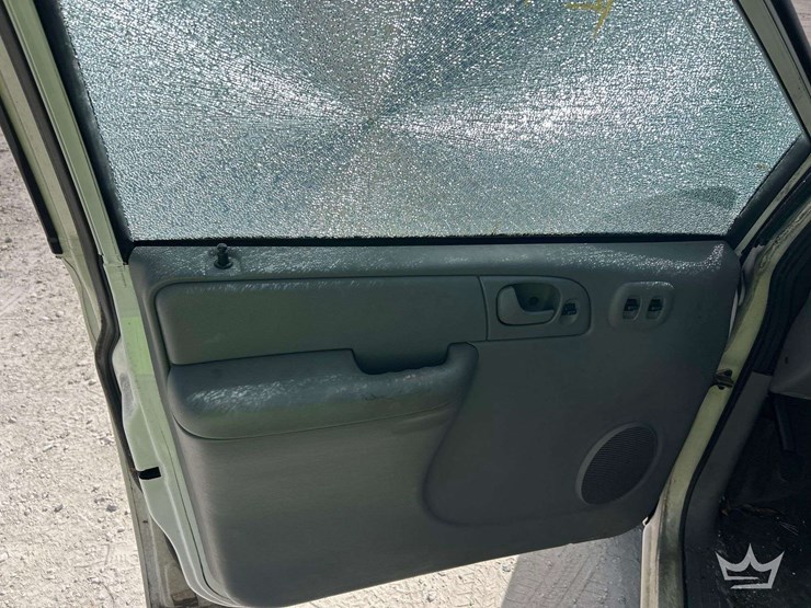 2005-dodge-caravan-image-11