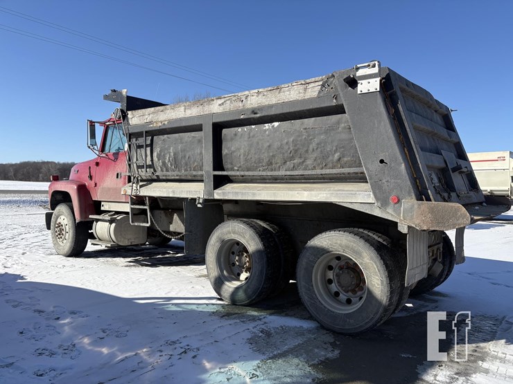 1994-ford-l8000-image-14