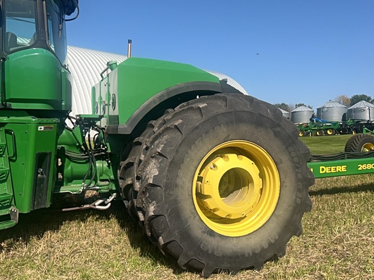 2016-john-deere-9520r-image-12