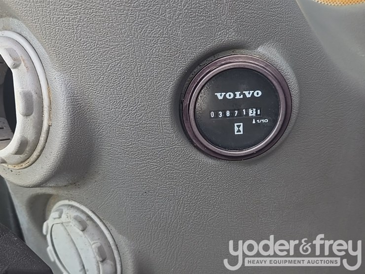 2018-volvo-ec200el-image-94