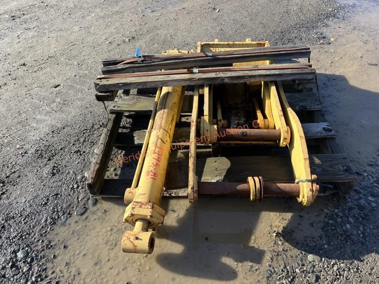 caterpillar-308-image-2