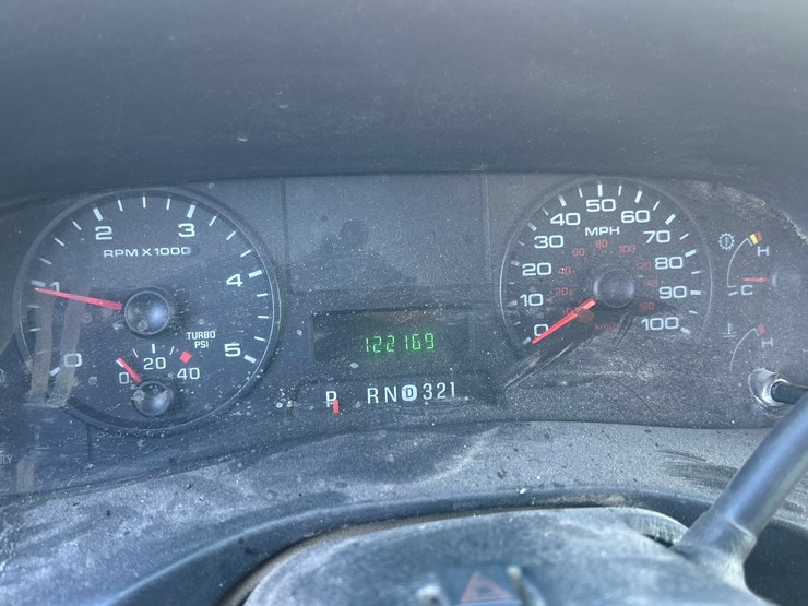 2005-ford-f550-image-65