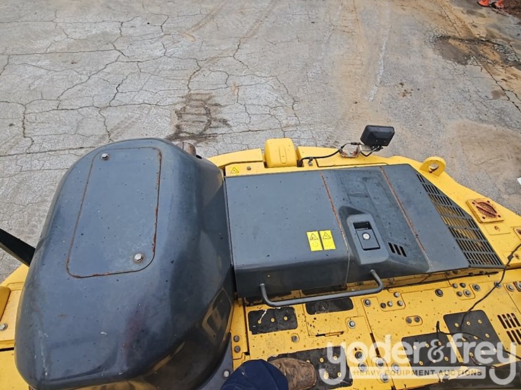 2019-komatsu-pc228us-lc-image-27