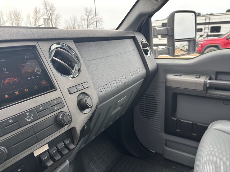 2010-ford-f450-image-33