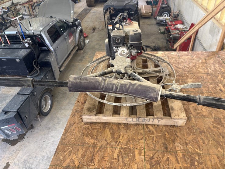 #2349-•-approx.-46"-power-trowel-image-8
