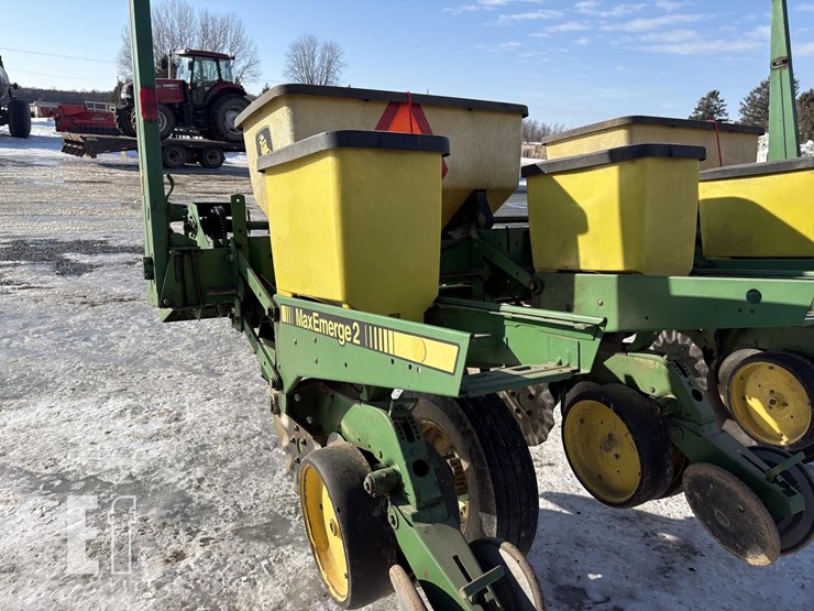 john-deere-7200-image-6