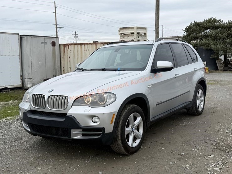 2010-bmw-x5-image-1