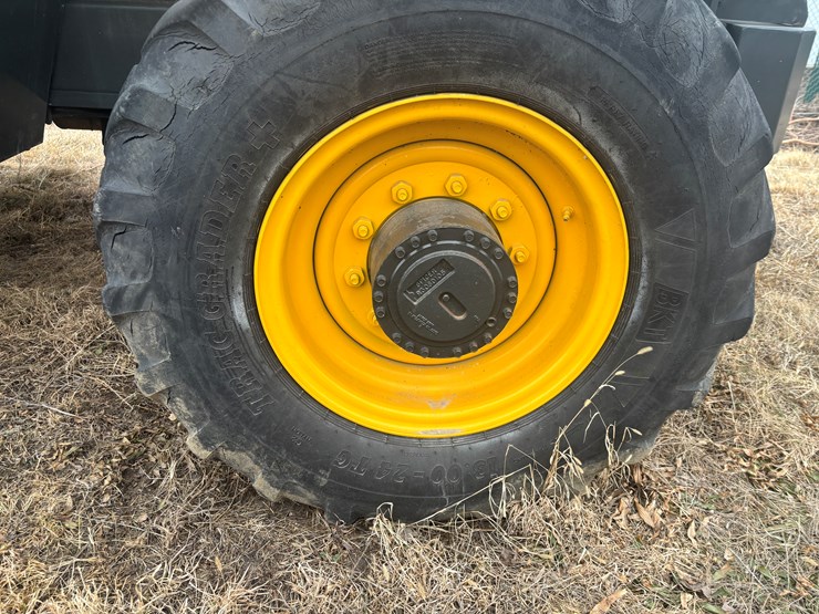 #2310-•-2004-gehl-rs8-telehandler-image-70