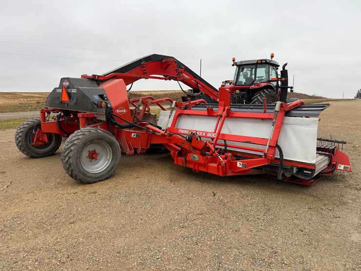 2011-kuhn-merge-maxx-900-image-3