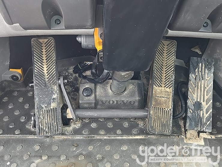 2021-volvo-l90h-image-78