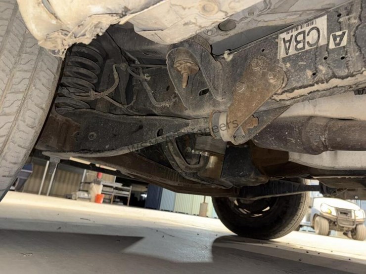 2006-ford-cargo-image-27