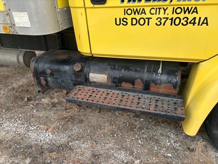 #2269-•-1992-freightliner-box-truck-image-38