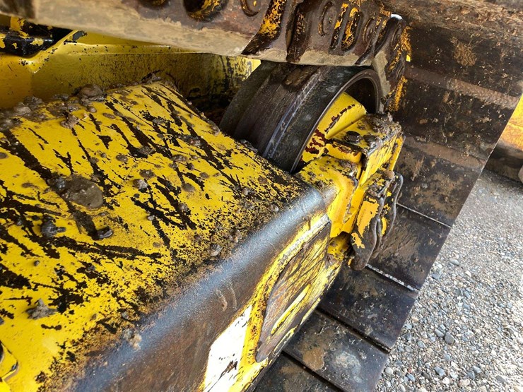 2022-komatsu-d51pxi-image-19