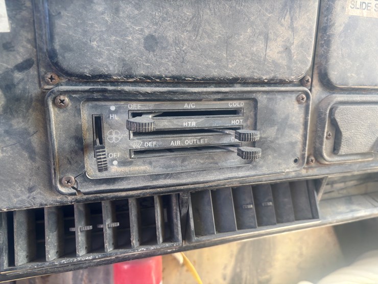 1985-international-9-image-26